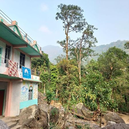 Odyssey Stays Nongriat - 3Kms Trek From Main Road Cherrapunji Bagian luar foto