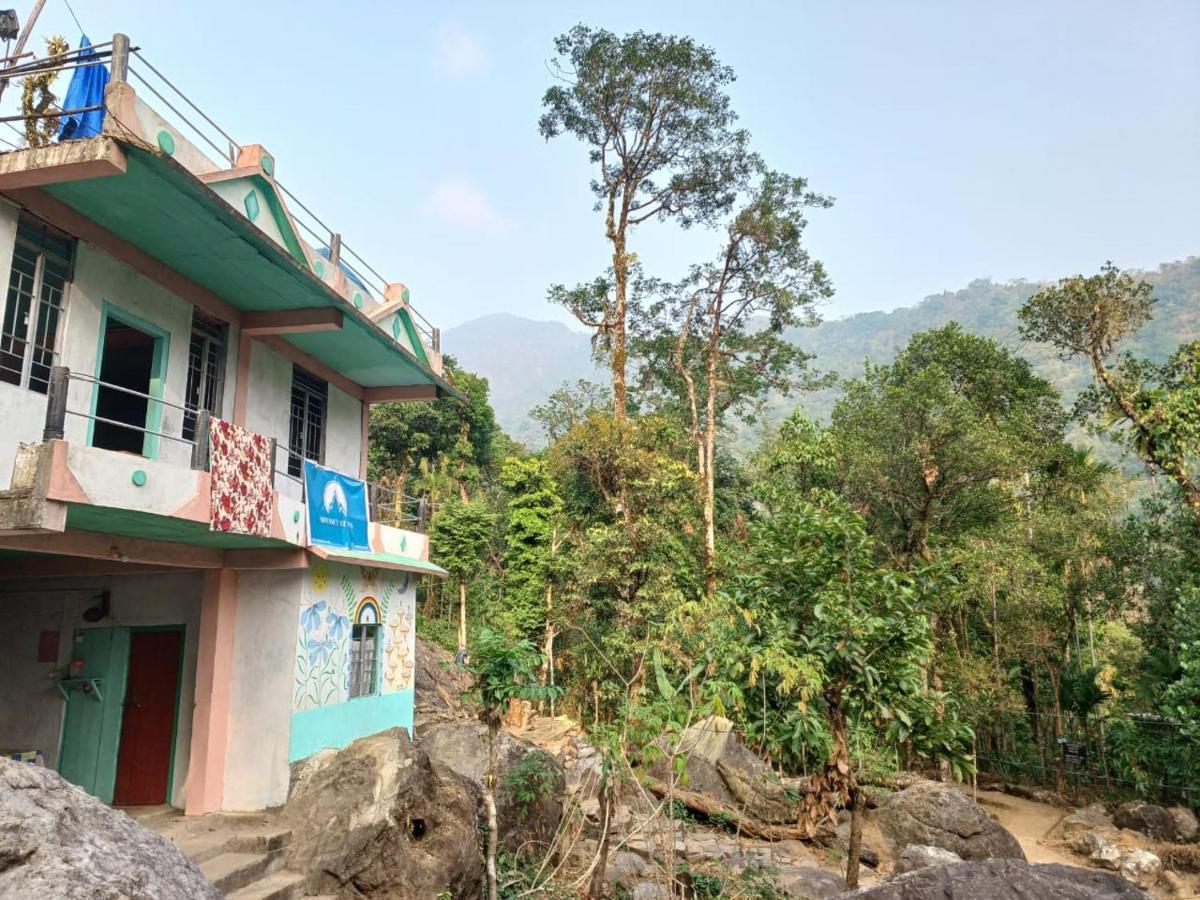 Odyssey Stays Nongriat - 3Kms Trek From Main Road Cherrapunji Bagian luar foto